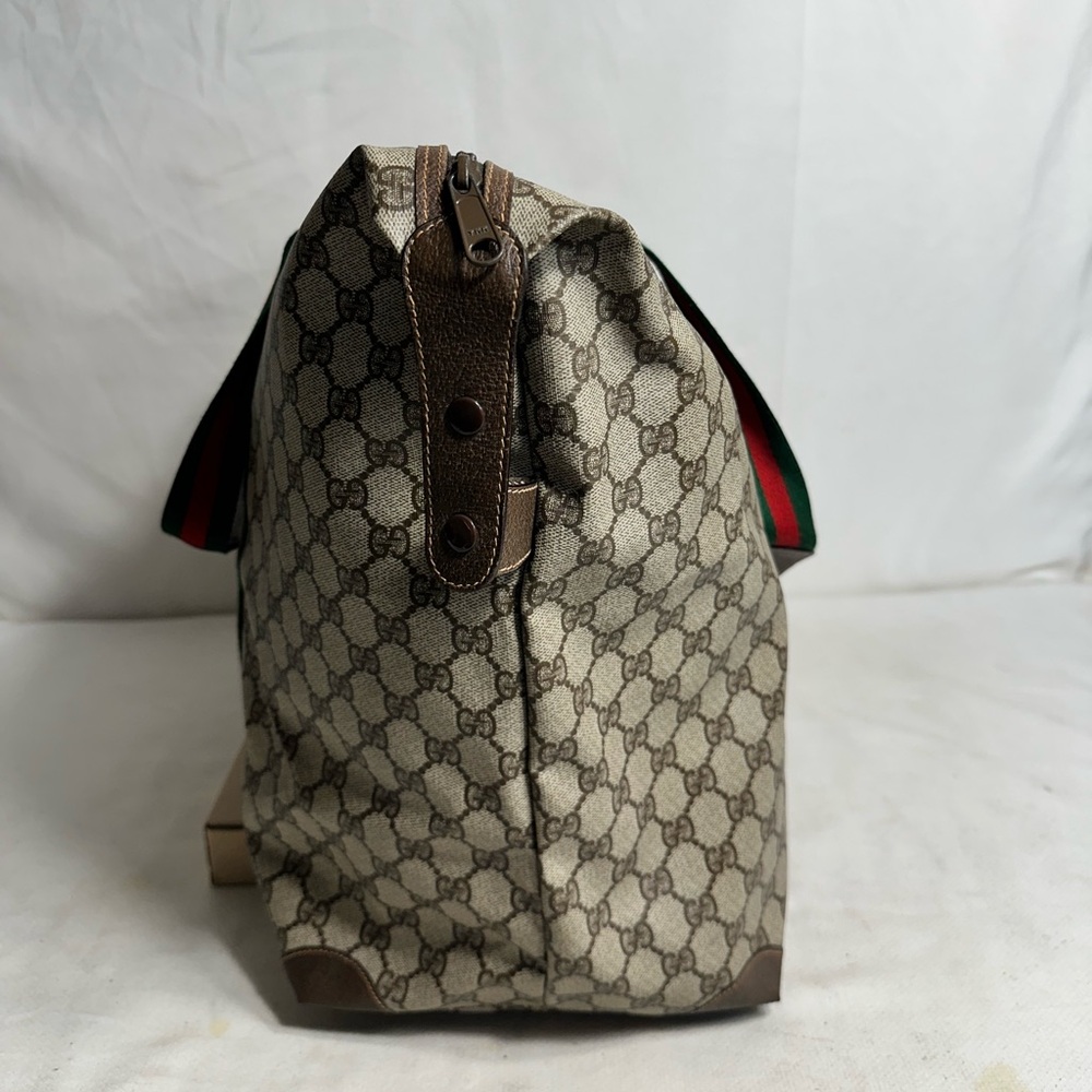 Gucci Shoulder Bag - Picture 3 of 10